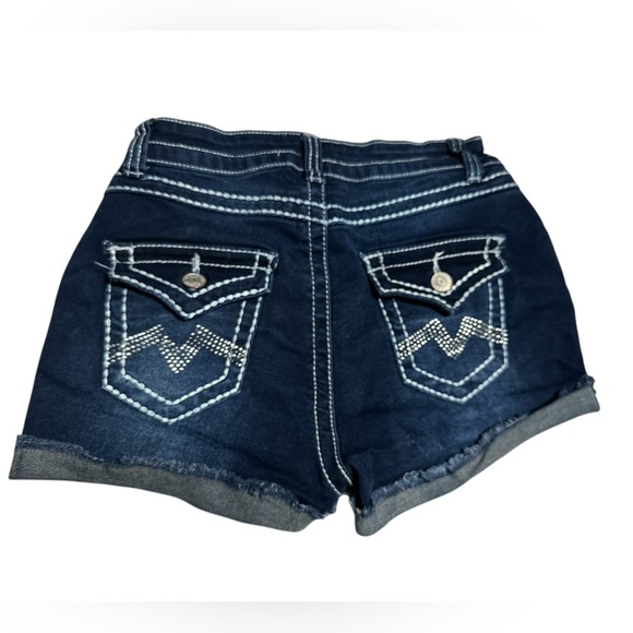 BAMBOO Distressed Cutoff Jean Shorts Size 3 - Picture 1 of 7